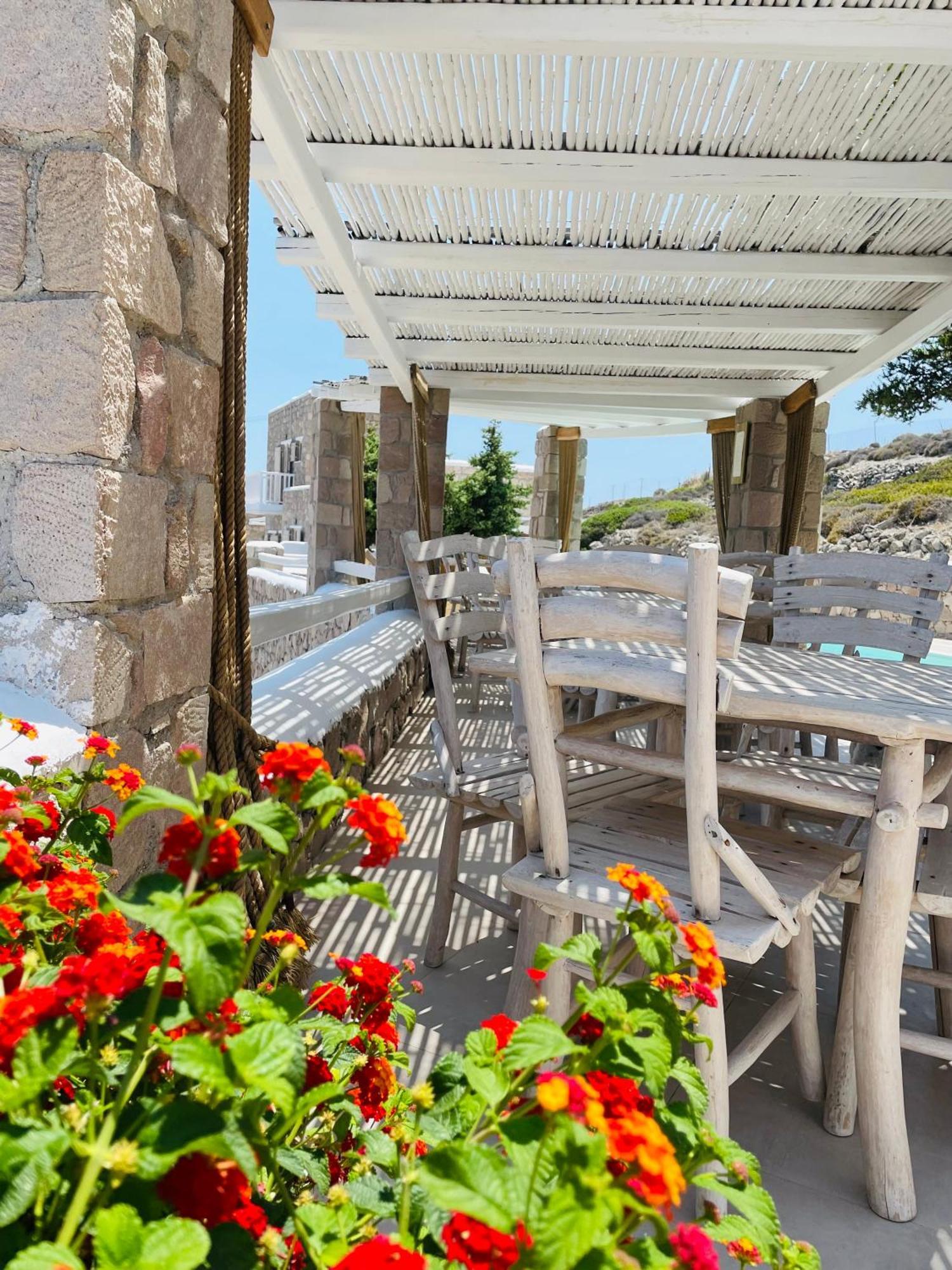 Milo Milo Suites Mandrakia Exteriér fotografie