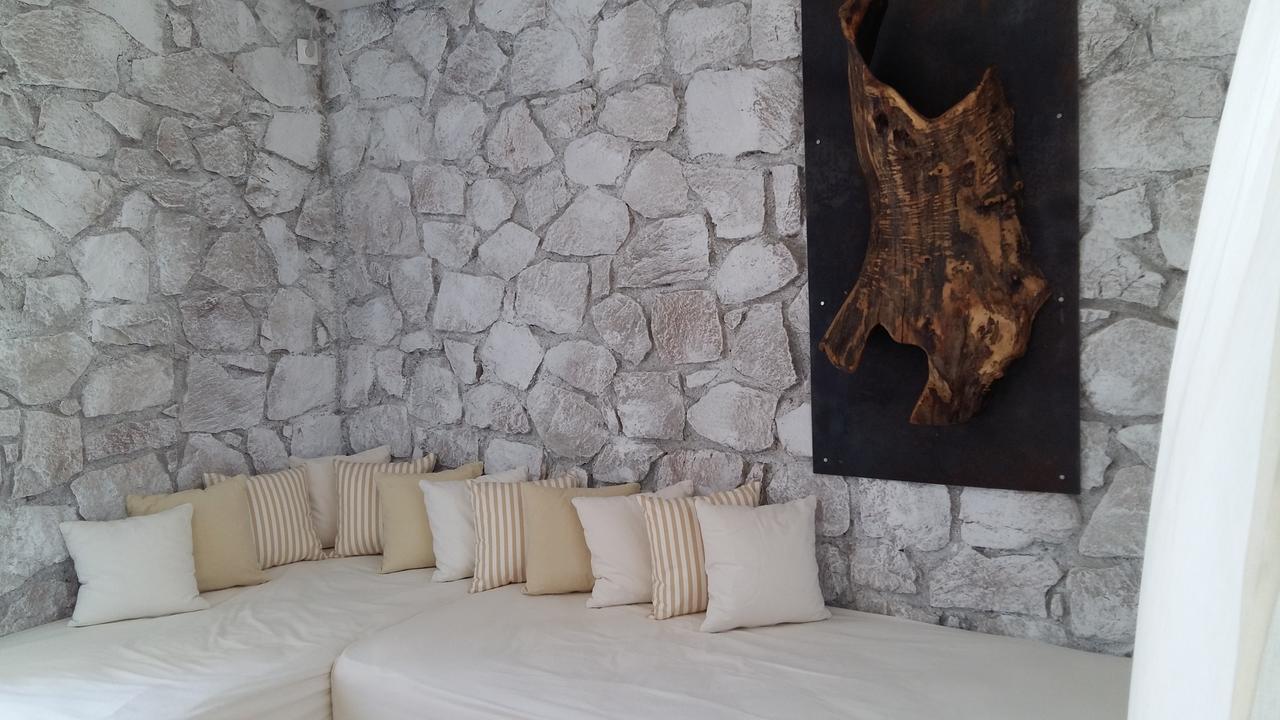 Milo Milo Suites Mandrakia Exteriér fotografie